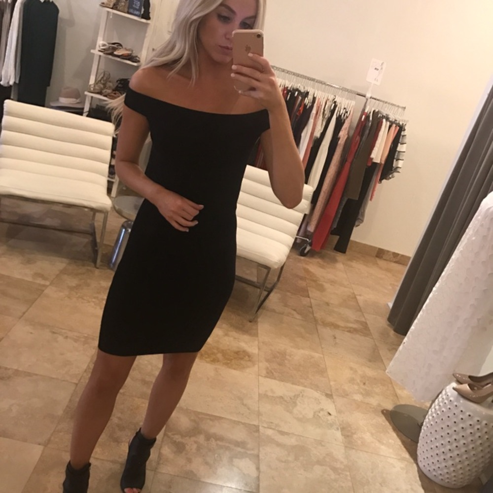 Elizabeth and James dress